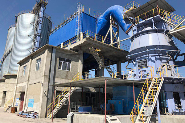 新鄉(xiāng)長城機(jī)械礦渣立磨機(jī)