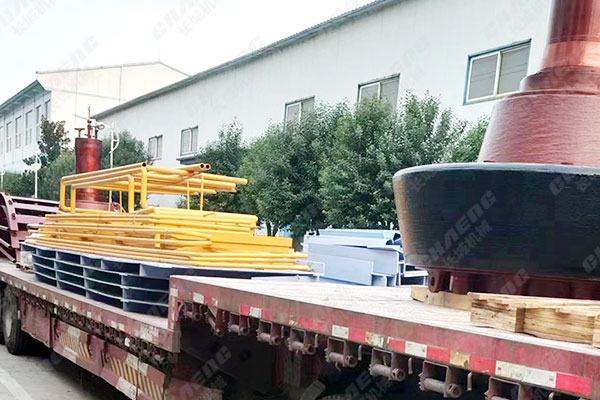 湖北年產60萬噸鋼渣線搖臂、磨輥等發(fā)貨