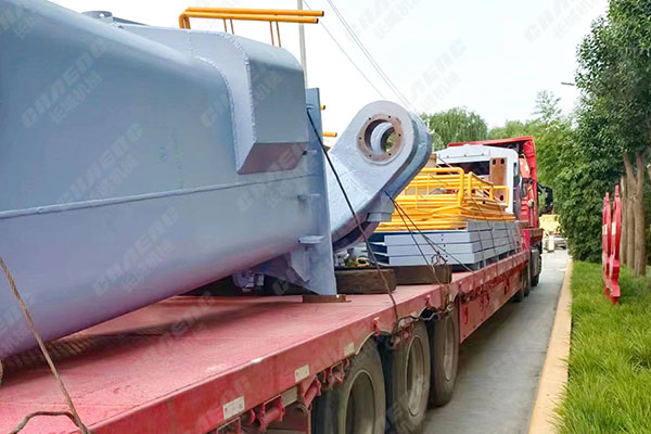 山東年產30萬噸礦粉線上殼體、搖臂發(fā)貨