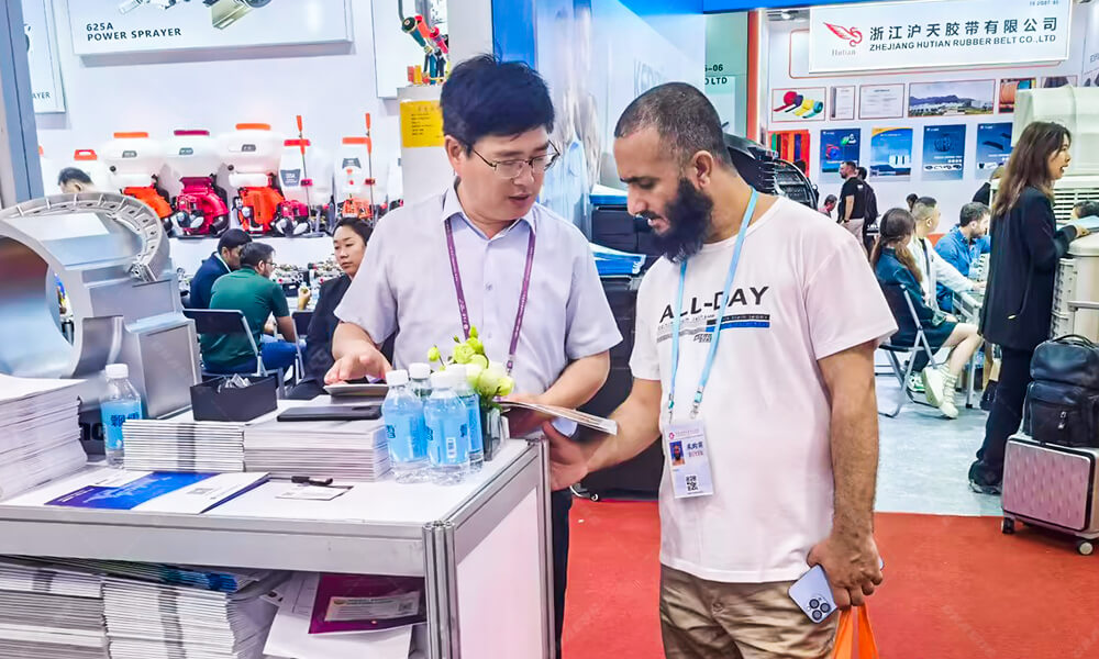 廣交會(huì)“中國(guó)制造行”圓滿收官，新鄉(xiāng)長(zhǎng)城期待與全球客戶再相聚！